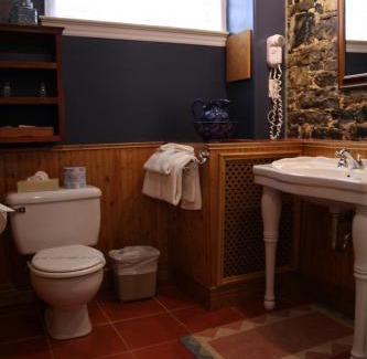 Vieux-Quebec-Cap-Blanc-colline Parlementaire Hotel | Hotel Acadia