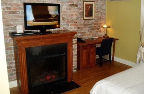 Vieux-Quebec-Cap-Blanc-colline Parlementaire Hotel | Hotel Acadia