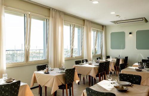 Viserba Hotel | Hotel Acquamarina Viserba