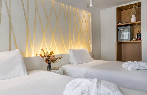 Paradiso Hotel | Hotel Admiral