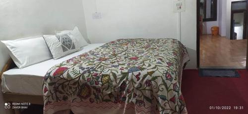 Laripora Casa | Hotel Adnan Palace