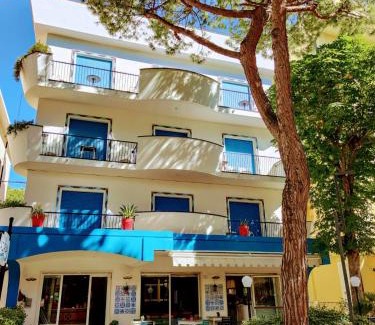 Misano Adriatico Hotel | Hotel Adria B&B - Colazione fino alle 12