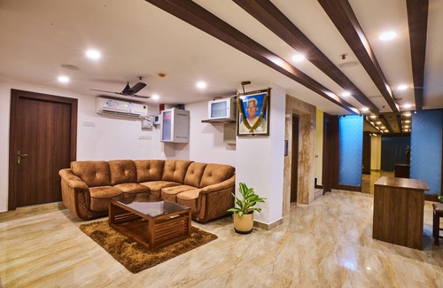 Central Chennai Hotel | HOTEL AKMG TOWERS