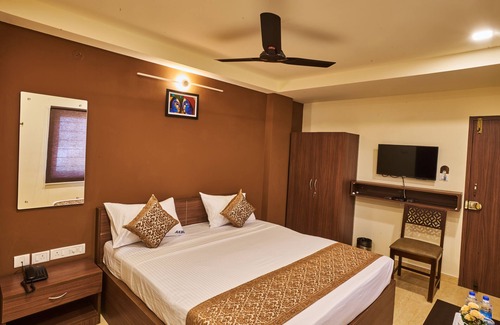 Central Chennai Hotel | HOTEL AKMG TOWERS