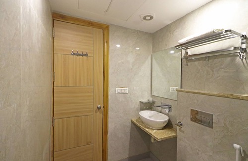 Paharganj Hotel | Hotel All Time Residency New Delhi