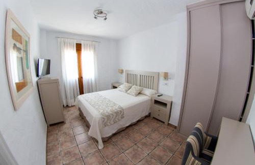 Zahara de los Atunes Hotel | Hotel Almadraba