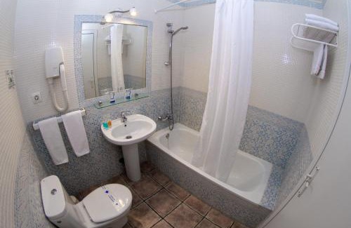 Zahara de los Atunes Hotel | Hotel Almadraba