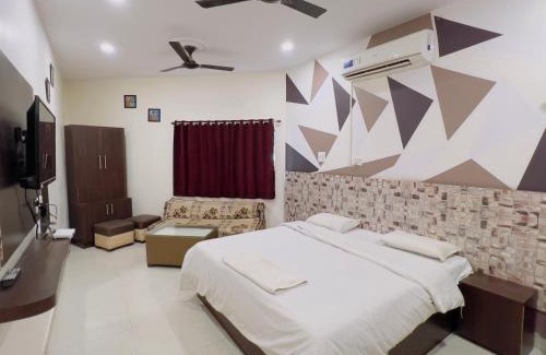 Satna Hotel | HOTEL ALOK Residency