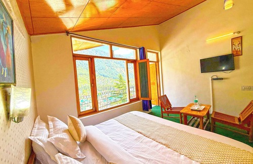 New Manali Hotel | Hotel Alpine Manali
