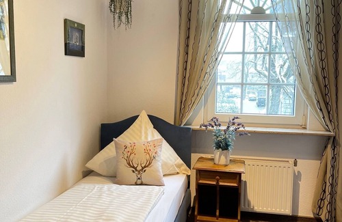 Lennep Hotel | Hotel Alt-Lennep