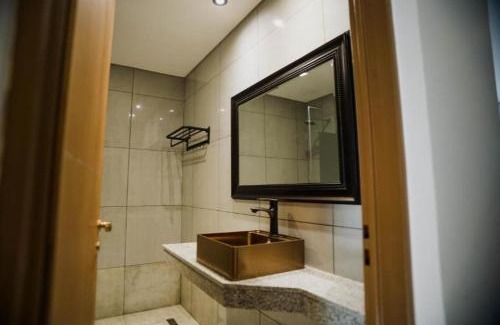 Centenario Hotel | Hotel Alto Center