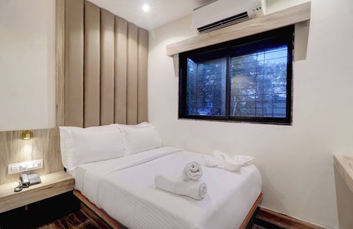 Andheri West Casa | HOTEL AMAR RESIDENCY