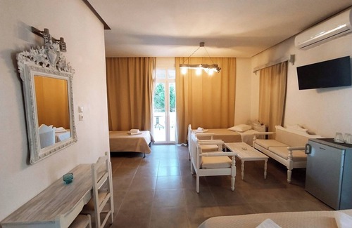 Perissa Hotel | Hotel Amaryllis