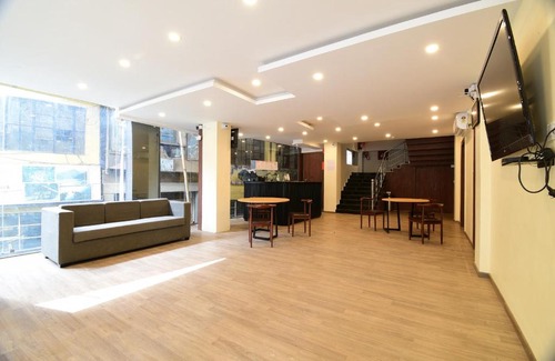 Sualkuchi Hotel | Hotel Ambika Grand