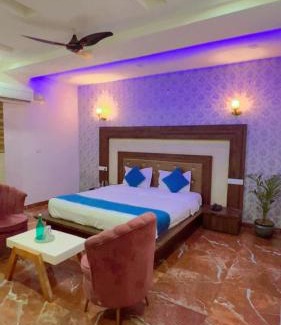 Zirakpur Hotel | Hotel AMOUR