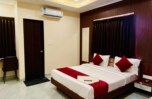 Indore Hotel | Hotel Anand Palace & Restaurant