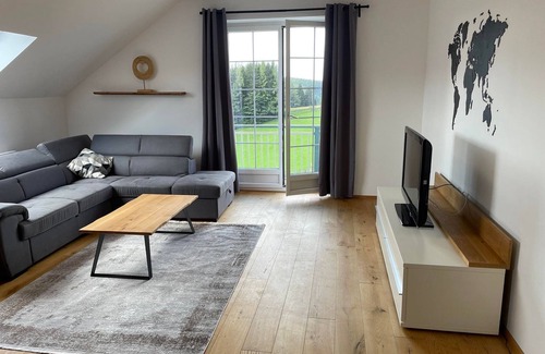 Sankt Jakob im Walde Casa | Hotel apartment, shower and bathtub, pool side - Das Leitner