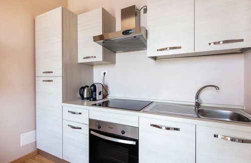 Toscolano Maderno Apartamento | Hotel Apartamento "Gardasol Romantic 1 Vista Lago" con vistas al lago, piscina y Wi-Fi