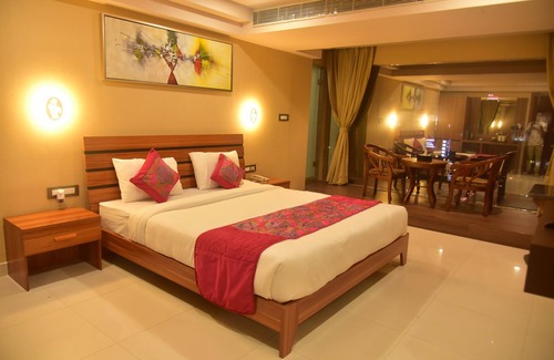 Sualkuchi Hotel | Hotel Apollo Grand