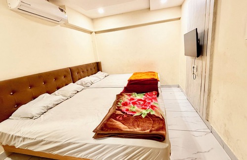 Ujjain Hotel | Hotel Apple Stay - near Main Temple
