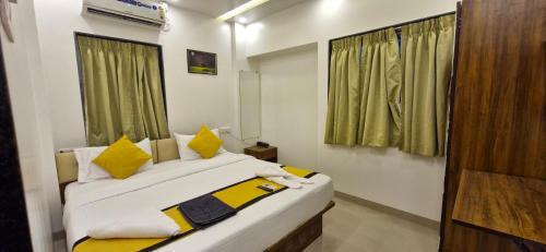 Baner Casa | Hotel AR Homes