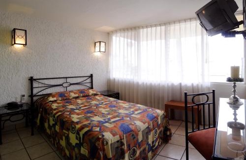 Zona Expo Hotel | Hotel Arboledas Expo