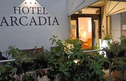 Macerata Hotel | Hotel Arcadia