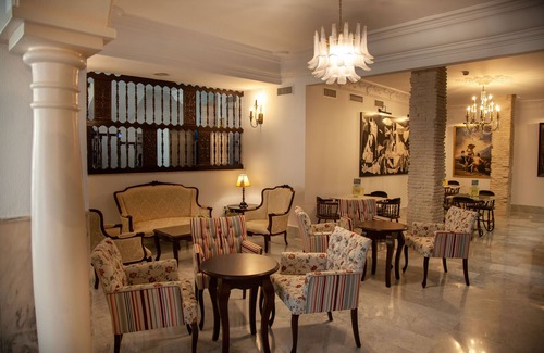Carihuela Hotel | Hotel Arcos de Montemar