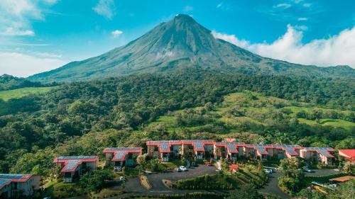 Aguas termales de Arenal Hotel | Hotel Arenal Kioro Suites & Spa