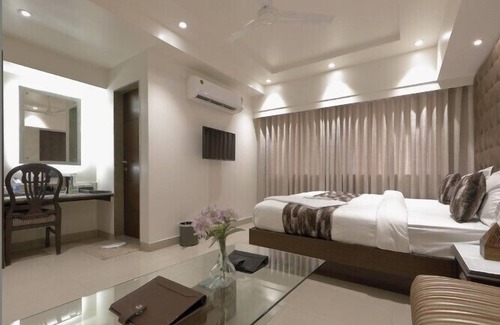 Andheri West Hotel | Hotel Ariana Residency