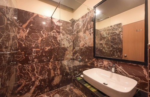 Lonavala Hotel | Hotel Aristro
