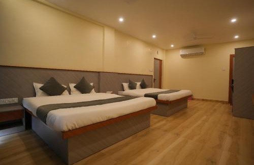 Allahabad Hotel | Hotel Aroma