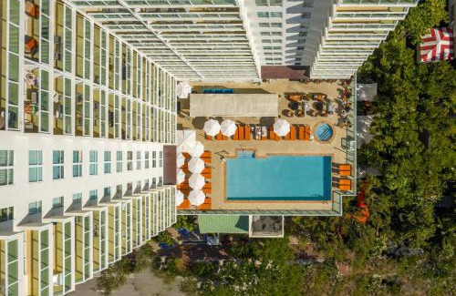 Coconut Grove Hotel | Hotel Arya BW Premier Collection