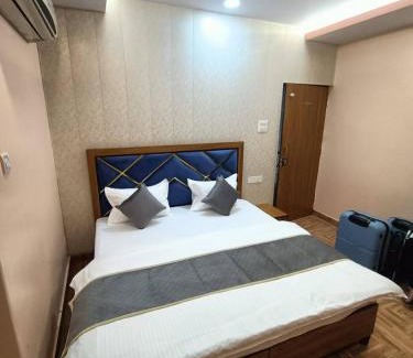 Varanasi Casa | Hotel assi river