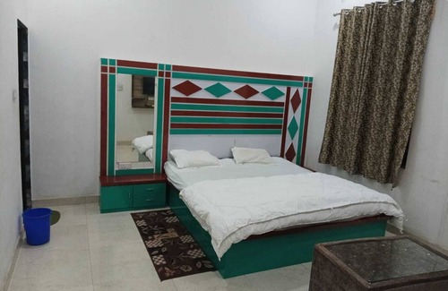 Varanasi Hotel | Hotel Atharv By GRB