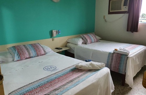 Ignacio Zaragoza Hotel | Hotel Atlantico a 150 mts de Playa Martí
