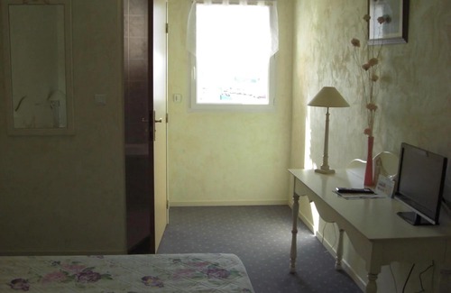 Chinon Hotel | Hotel Au Sans Souci