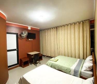 José Crespo y Castillo Hotel | Hotel Auka's