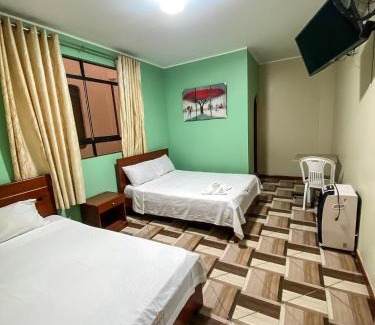José Crespo y Castillo Hotel | Hotel Auka's