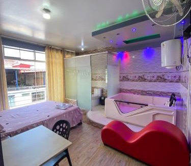 José Crespo y Castillo Hotel | Hotel Auka's