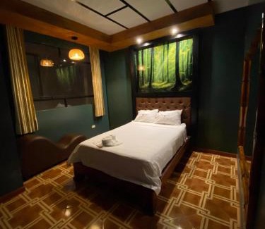 José Crespo y Castillo Hotel | Hotel Auka's