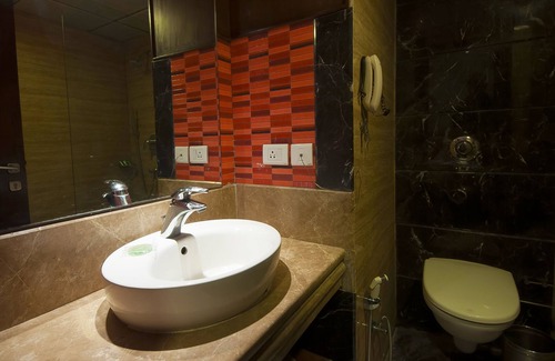 Paharganj Hotel | Hotel Aura