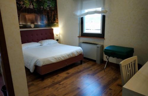 Bagni di Tivoli Hotel | Hotel Aurora