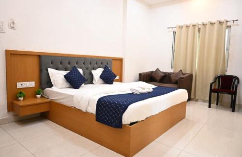 Varanasi Hotel | Hotel Avni