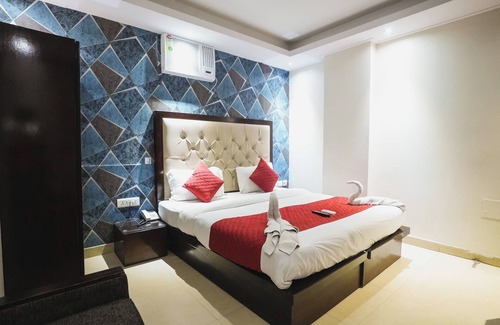 Karol Bagh Hotel | Hotel B Continental