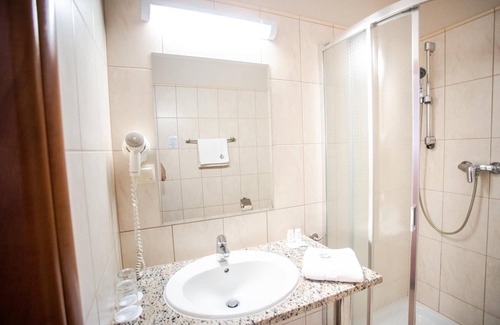 Krzyki Hotel | Hotel Bacero