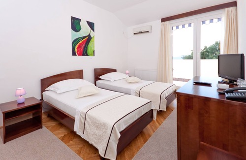Kastela Hotel | Hotel Ballet School