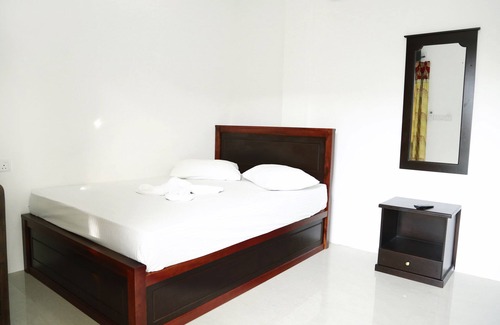 Trincomalee Hotel | Hotel, playa y deportes acuáticos