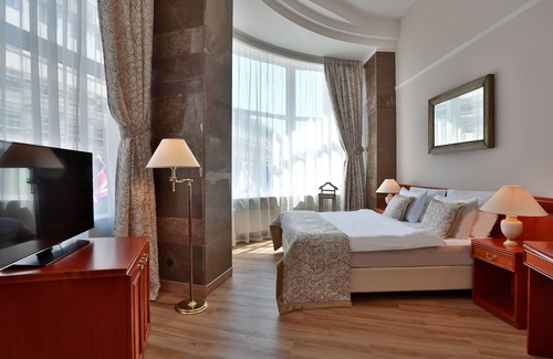 Holesovice Hotel | Hotel Belvedere