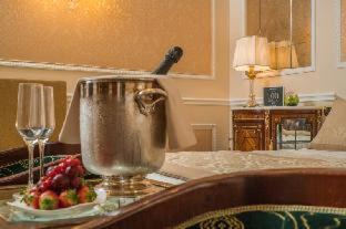 San Giovanni Hotel | Hotel Bernini Palace